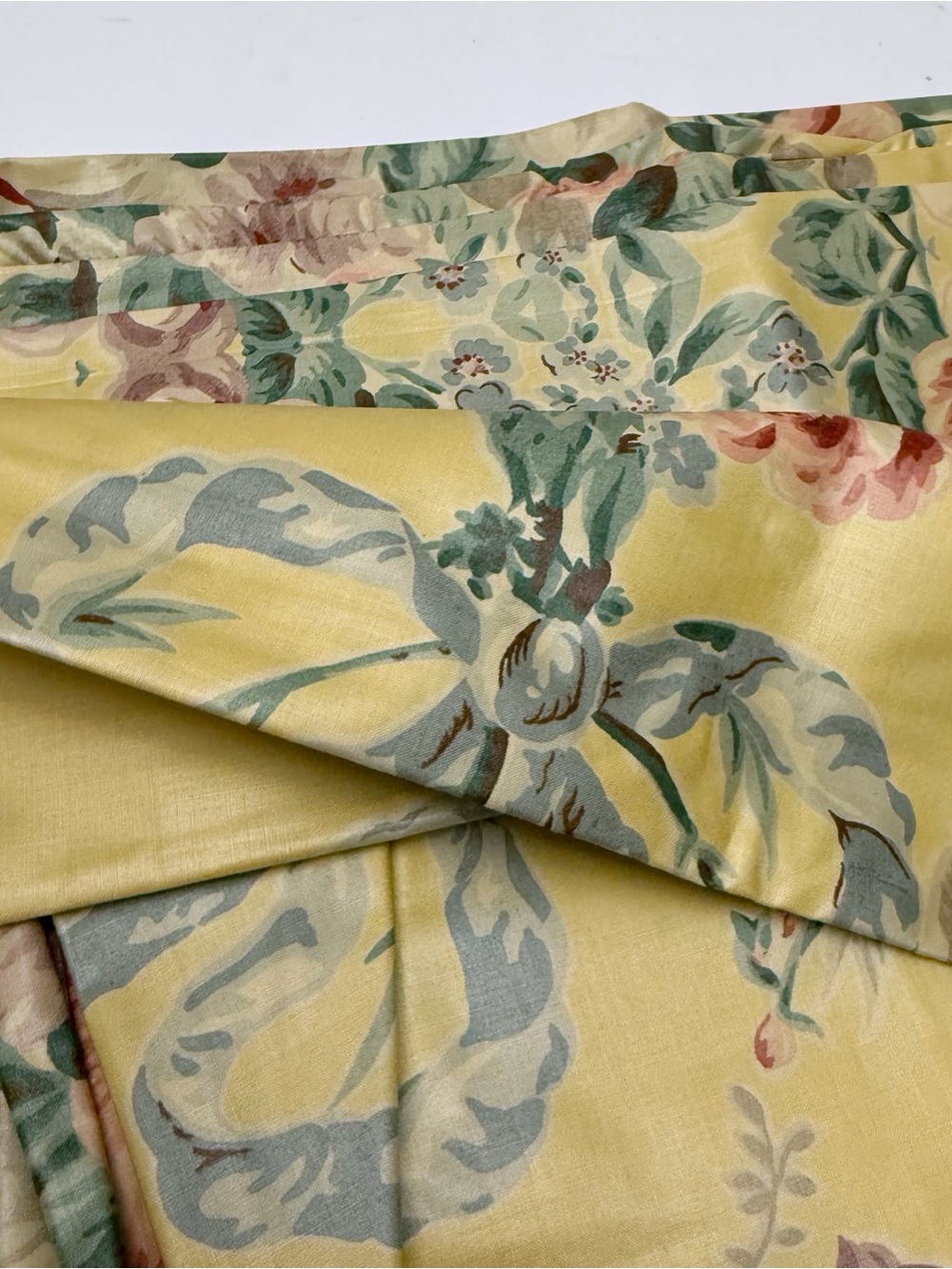 Vintage Ralph Lauren Evelyn Yellow Floral Bow Set of 2 IRREGULAR Pillowcases - Picture 4 of 8